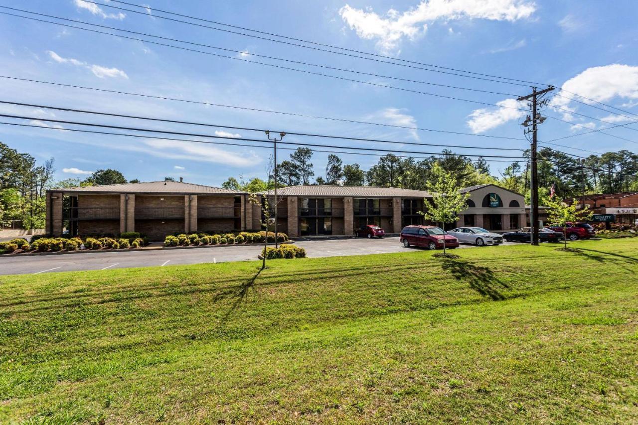 Quality Inn Tupelo Exterior foto